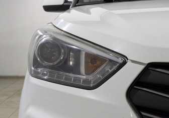 Подержанный автомобиль Hyundai Creta 2018 года (11 фото)