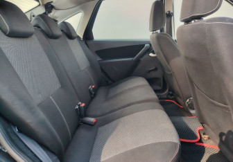 Подержанный автомобиль LADA (ВАЗ) Granta Liftback 2014 года (11 фото)