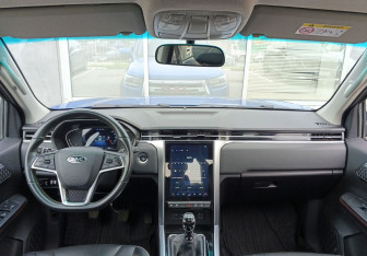 Подержанный автомобиль JAC T8 Pro 2023 года (10 фото)