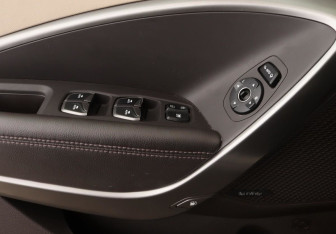 Подержанный автомобиль Hyundai Santa Fe 2017 года (10 фото)