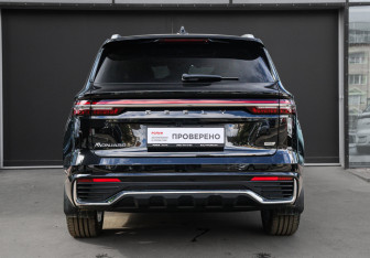 Подержанный автомобиль Geely Monjaro 2023 года (5 фото)