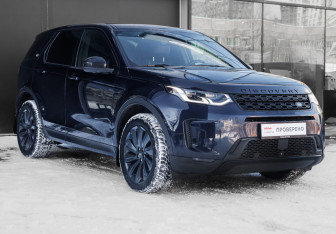 Подержанный автомобиль Land Rover Discovery Sport 2021 года (3 фото)