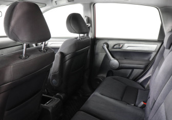 Подержанный автомобиль Honda CR-V 2008 года (12 фото)