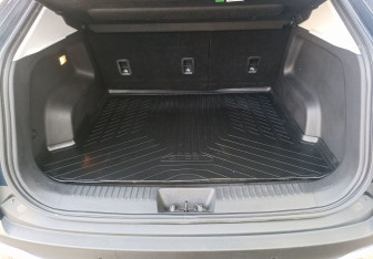 Подержанный автомобиль Omoda C5 2023 года (14 фото)