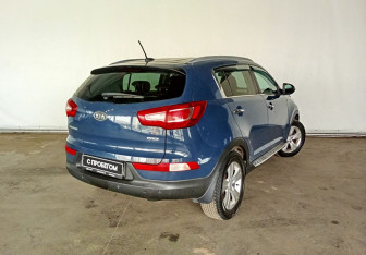 Подержанный автомобиль Kia Sportage 2011 года (6 фото)
