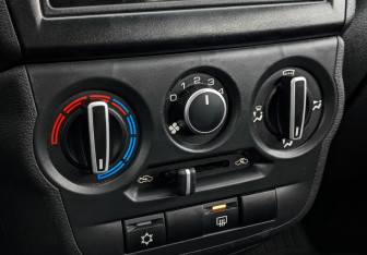 Подержанный автомобиль LADA (ВАЗ) Granta Sedan 2025 года (25 фото)