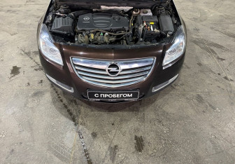 Подержанный автомобиль Opel Insignia Liftback 2013 года (9 фото)