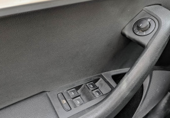 Подержанный автомобиль Skoda Octavia Liftback 2020 года (24 фото)