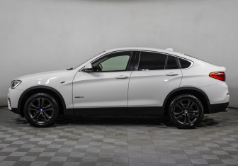 Подержанный автомобиль BMW X4 2016 года (8 фото)