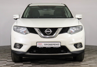 Подержанный автомобиль Nissan X-Trail 2017 года (2 фото)