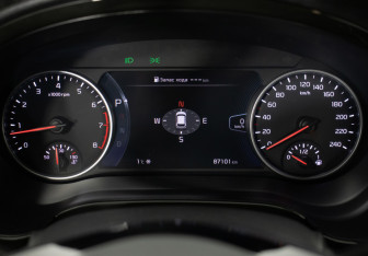 Подержанный автомобиль Kia Seltos 2021 года (12 фото)