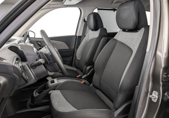 Подержанный автомобиль Citroen C4 Picasso 2017 года (18 фото)