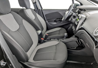 Подержанный автомобиль Renault Kaptur 2021 года (23 фото)