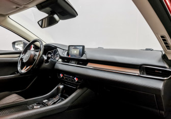 Подержанный автомобиль Mazda 6 Sedan 2021 года (11 фото)
