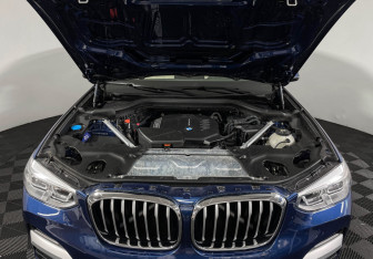 Подержанный автомобиль BMW X3 2019 года (10 фото)