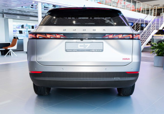 Новый Omoda C7 2025 (5 фото)