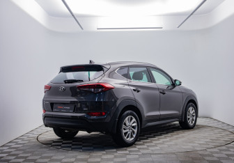 Подержанный автомобиль Hyundai Tucson 2018 года (5 фото)