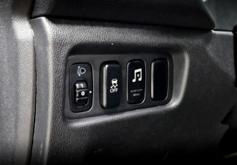 Подержанный автомобиль Mitsubishi ASX 2013 года (24 фото)