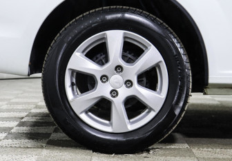 Подержанный автомобиль LADA (ВАЗ) Largus Wagon 2018 года (5 фото)