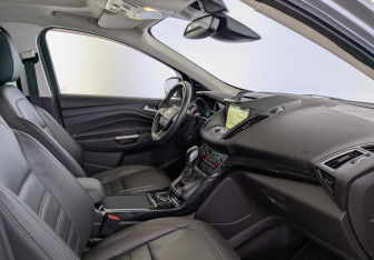 Подержанный автомобиль Ford Kuga 2018 года (11 фото)