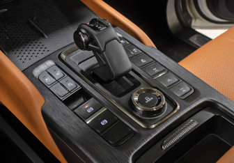 Подержанный автомобиль Haval H9 2024 года (19 фото)