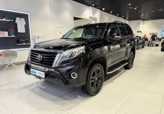 Подержанный автомобиль Toyota Land Cruiser Prado 2011 года (1 фото)
