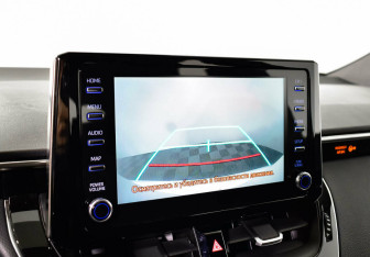 Подержанный автомобиль Toyota Corolla Hatchback 2019 года (7 фото)