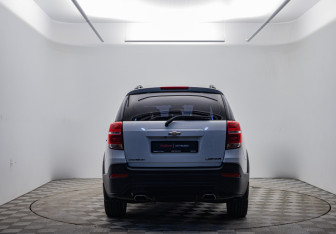 Подержанный автомобиль Chevrolet Captiva 2014 года (6 фото)