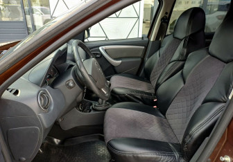 Подержанный автомобиль Renault Duster 2012 года (18 фото)