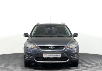 Подержанный автомобиль Ford Focus Wagon 2011 года (2 фото)