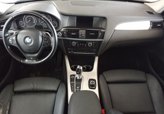 Подержанный автомобиль BMW X3 2013 года (10 фото)