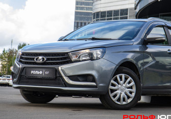 Подержанный автомобиль LADA (ВАЗ) Vesta Wagon 2020 года (17 фото)