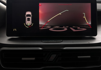 Подержанный автомобиль Geely Coolray 2023 года (26 фото)