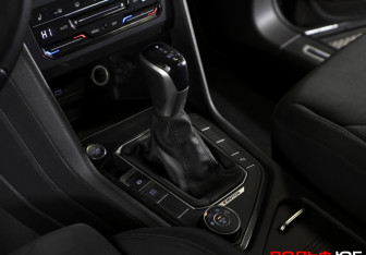 Подержанный автомобиль Volkswagen Tiguan 2021 года (16 фото)