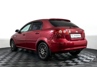 Подержанный автомобиль Chevrolet Lacetti Hatchback 2011 года (7 фото)