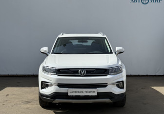 Подержанный автомобиль Changan CS35PLUS 2022 года (2 фото)