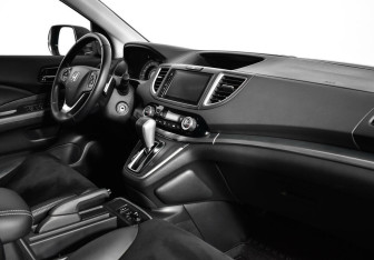 Подержанный автомобиль Honda CR-V 2015 года (7 фото)