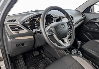 Подержанный автомобиль LADA (ВАЗ) Vesta Wagon 2019 года (16 фото)