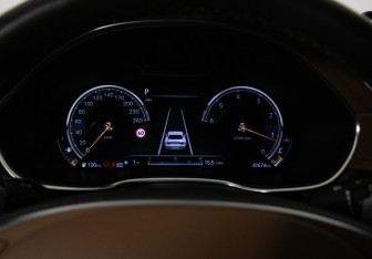 Подержанный автомобиль Genesis G80 2022 года (12 фото)