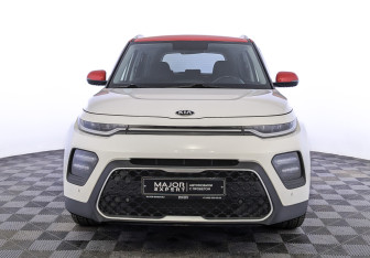 Подержанный автомобиль Kia Soul 2021 года (2 фото)