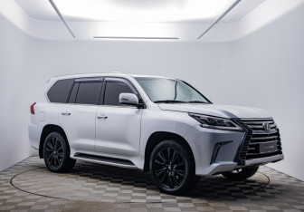 Подержанный автомобиль Lexus LX 2020 года (3 фото)