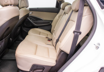 Подержанный автомобиль Hyundai Santa Fe 2014 года (11 фото)