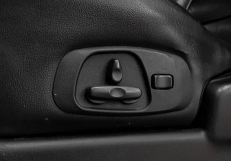 Подержанный автомобиль Mitsubishi Pajero 2007 года (17 фото)