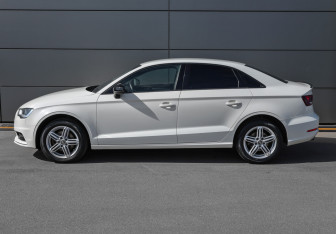 Подержанный автомобиль Audi A3 Sedan 2014 года (7 фото)