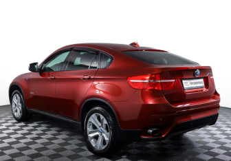 Подержанный автомобиль BMW X6 2008 года (7 фото)