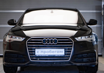 Подержанный автомобиль Audi A6 Sedan 2018 года (2 фото)