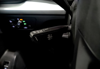 Подержанный автомобиль Audi Q5 2020 года (25 фото)