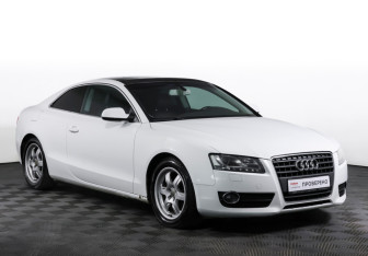 Подержанный автомобиль Audi A5 Coupe 2009 года (3 фото)