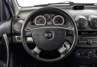 Подержанный автомобиль Ravon Nexia R3 2017 года (22 фото)