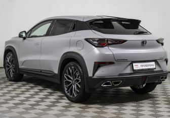 Подержанный автомобиль Changan UNI-T 2024 года (7 фото)